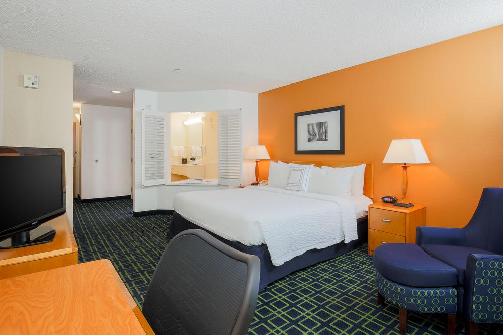 Fairfield Inn & Suites By Marriott Reno Sparks Exterior photo