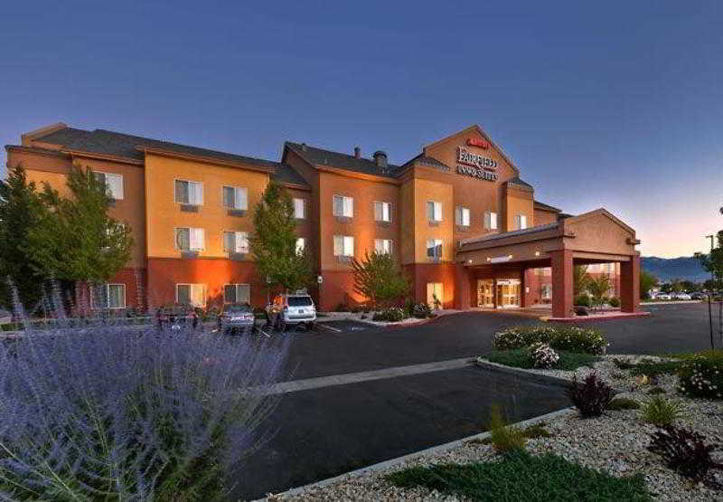 Fairfield Inn & Suites By Marriott Reno Sparks Exterior photo