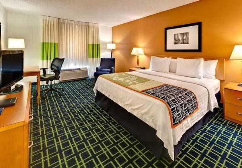 Fairfield Inn & Suites By Marriott Reno Sparks Exterior photo